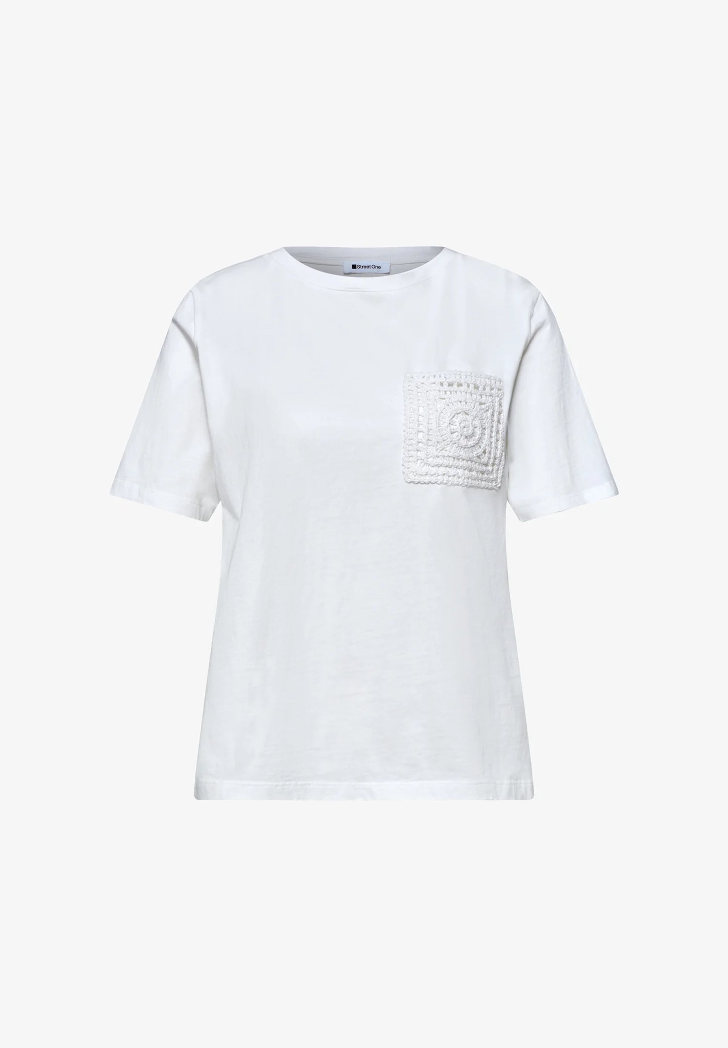 shirt w.crochet pocket