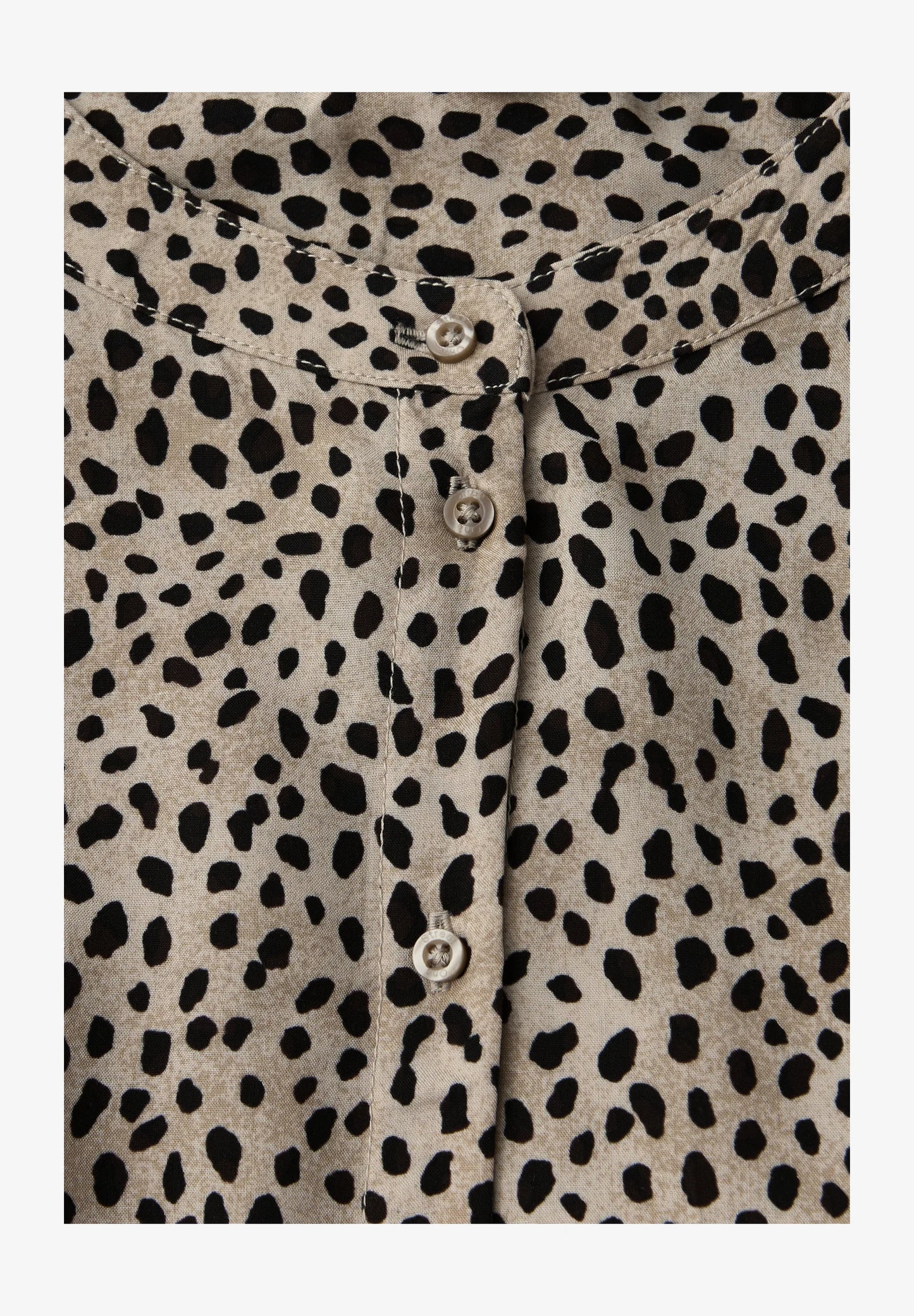 Buttoned tunic blouse w piping