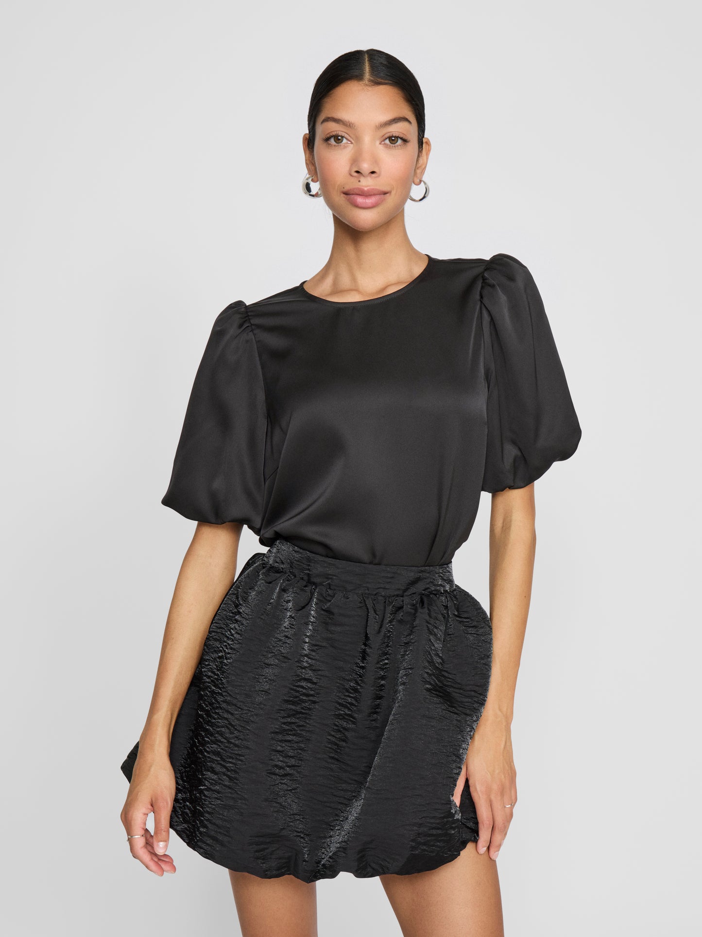 VIELLETTE 2/4 SATIN PUFF TOP - NOOS